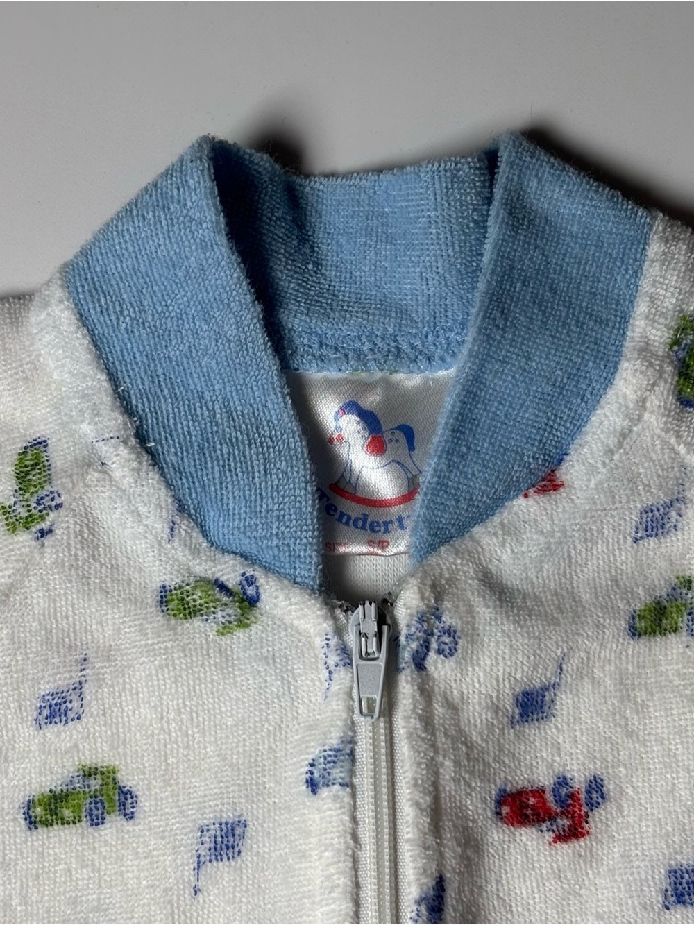 Vintage Tendertyme White Fleece Footed Sleeper Racecar Print S 3-6M retro - Picture 4 of 9
